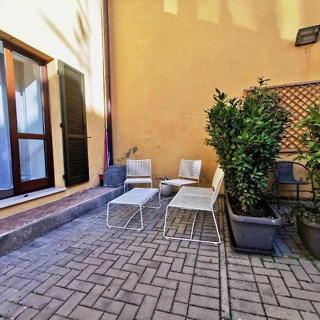 Fontanone Apartment Lonato Exteriör bild